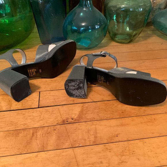 Private Collection Josie Pewter Radiance Sandal Size 8 1/2 - Picture 7 of 15